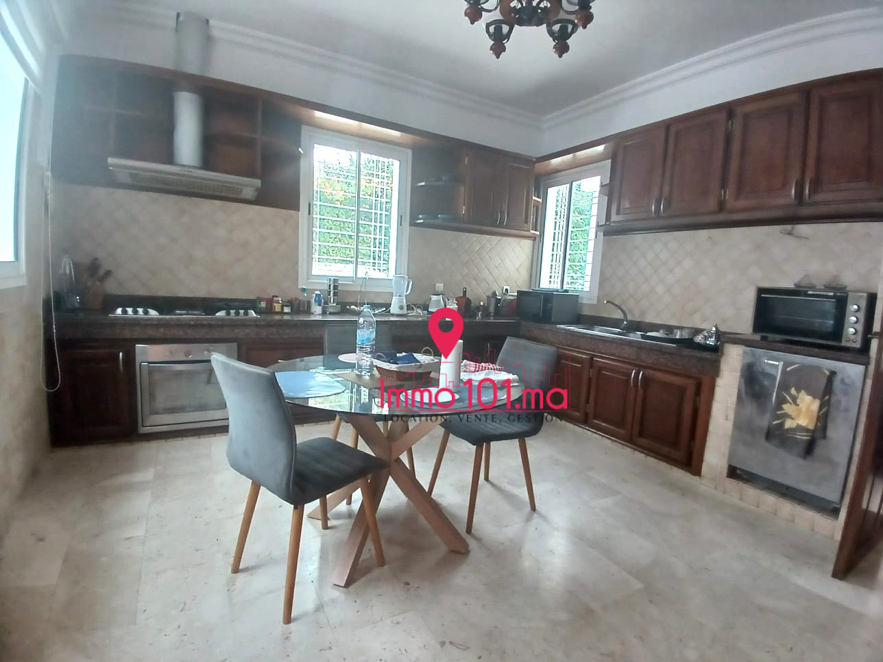 Location villa vide à Souissi AYLVV2403